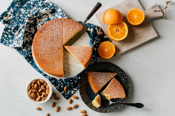 Flourless almond and orange cake